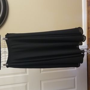 Hampton Nites Black Flowy Skirt